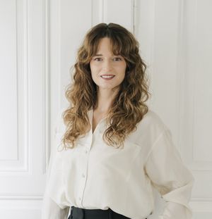 Portrait of MSc Ursina Looser Eren,
professional headshot